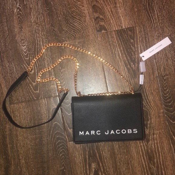 Marc Jacobs Handbags - {Marc Jacobs}🖤NWT Black Leather Purse